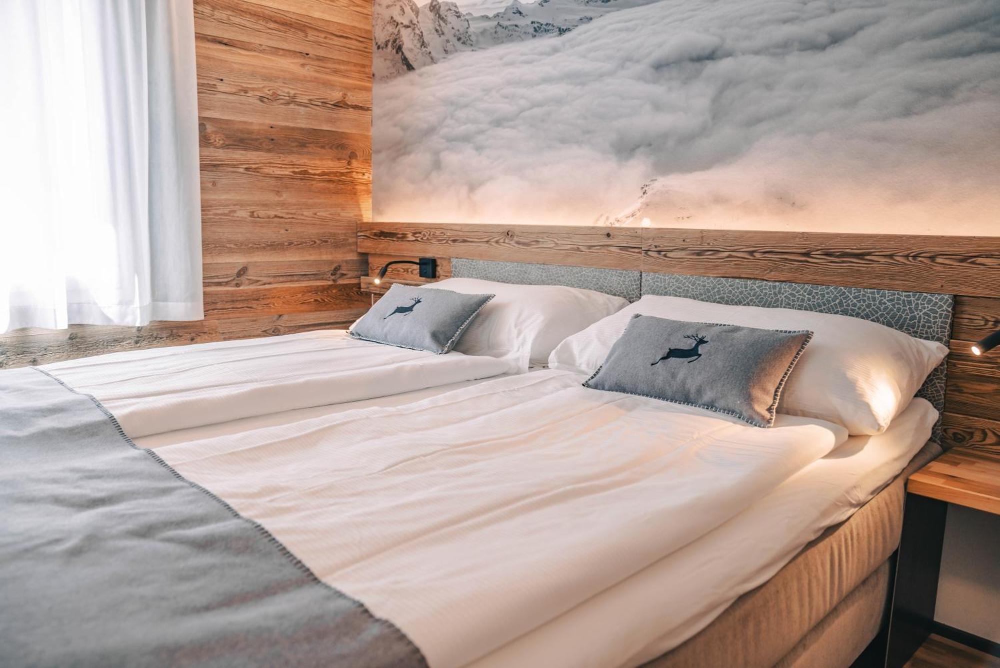 Alpine Lodge Zermatt Exterior photo