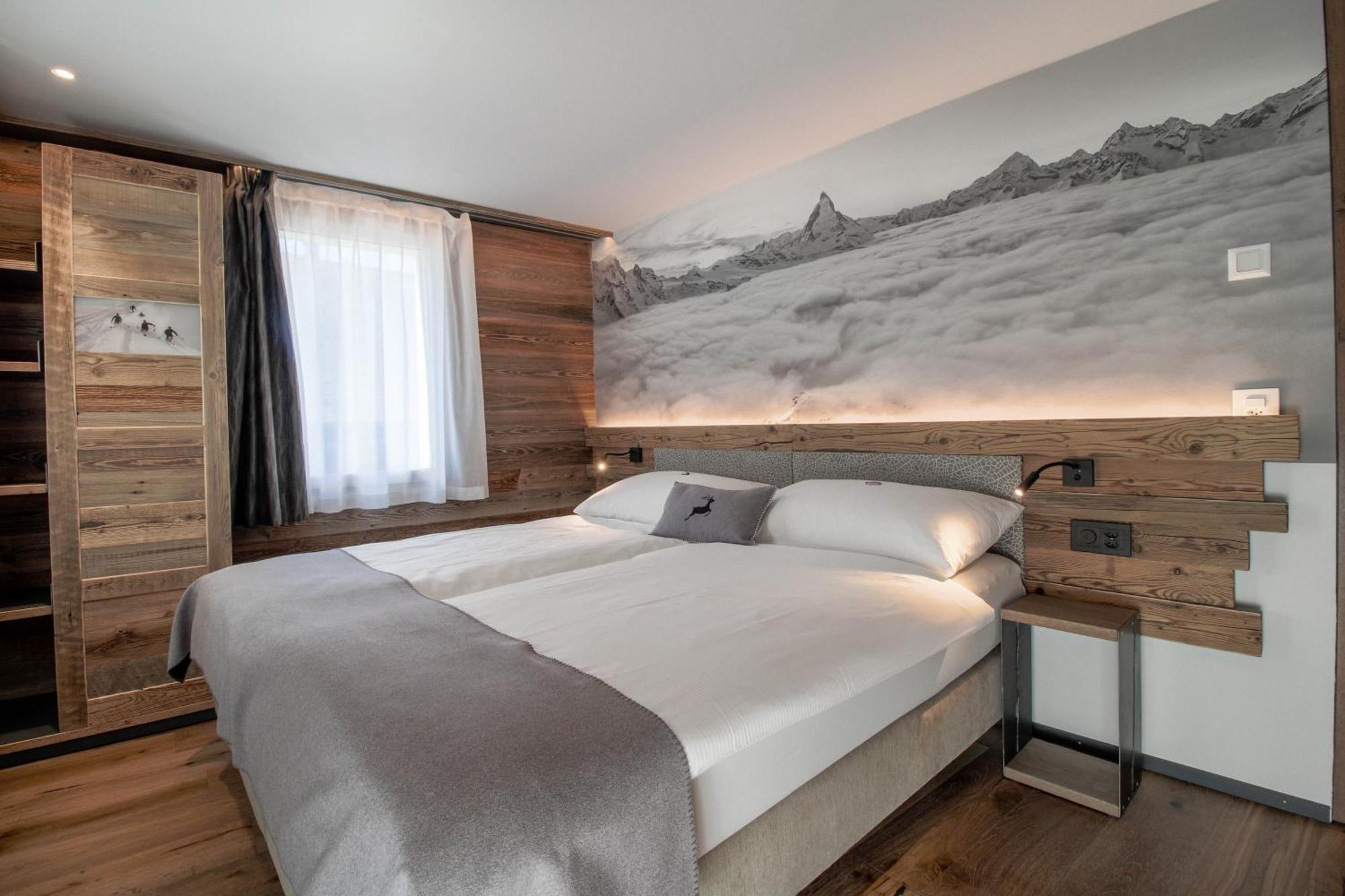 Alpine Lodge Zermatt Exterior photo